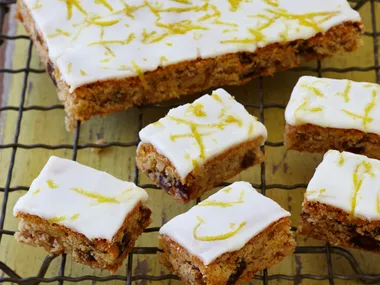 Date and lemon slice