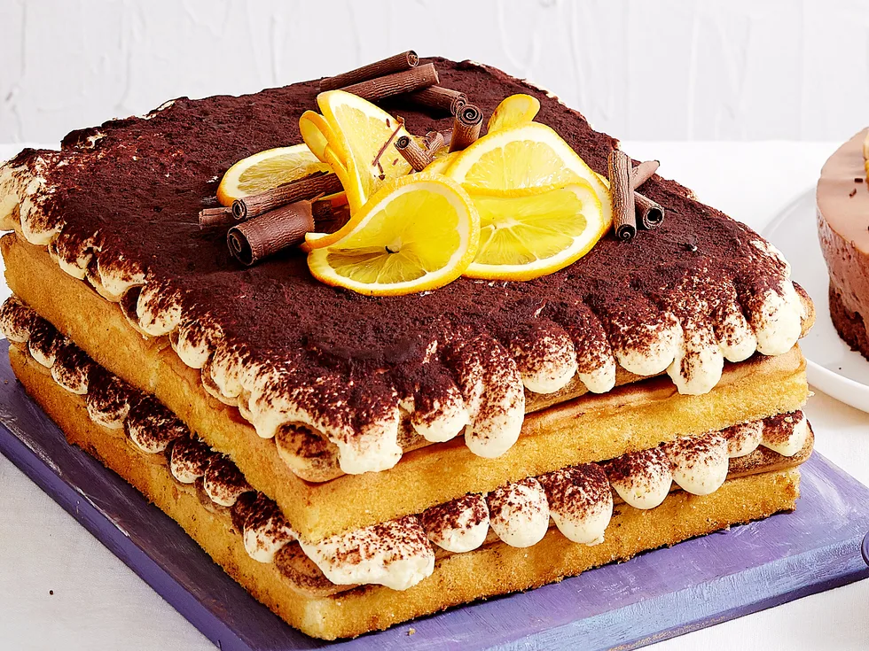Tiramisu cake