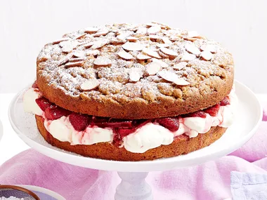 Rhubarb and strawberry crumble cake