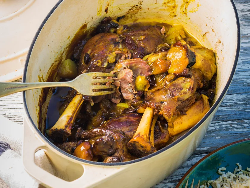 Baked curried lamb shanks with apples recipe