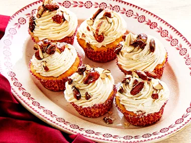 Apple pie cupcakes