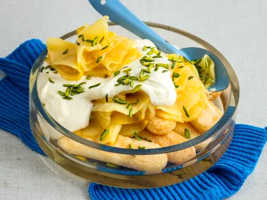 Low-fat pineapple chai fool