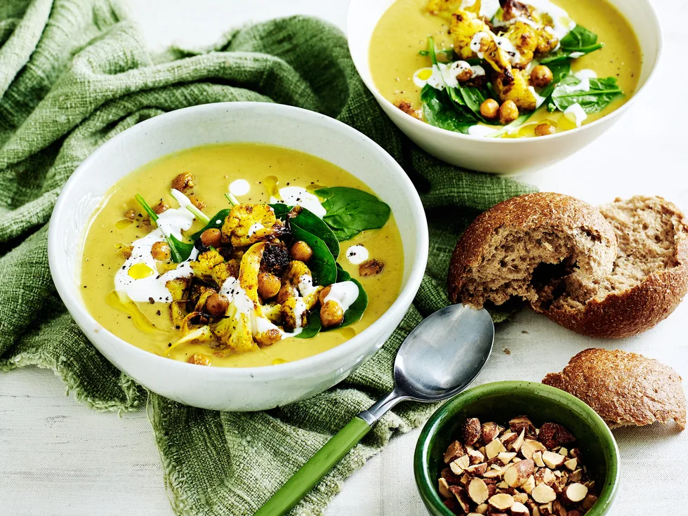 Curried cauliflower and chickpea soup