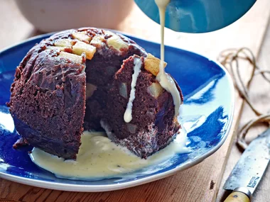 Chocolate and pear steamed pudding
