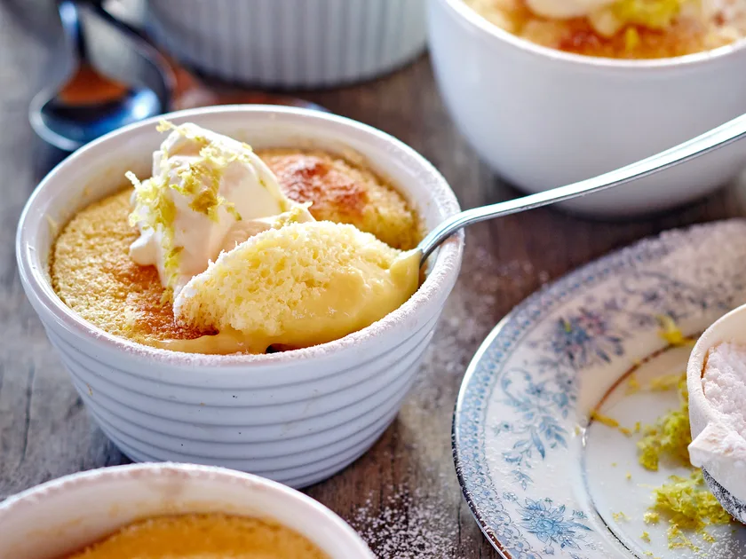 Spongy lemon and yoghurt pudding recipe
