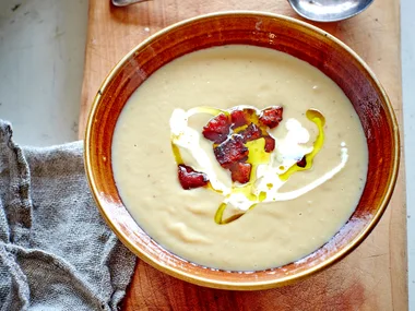 Parsnip, pear and chorizo soup
