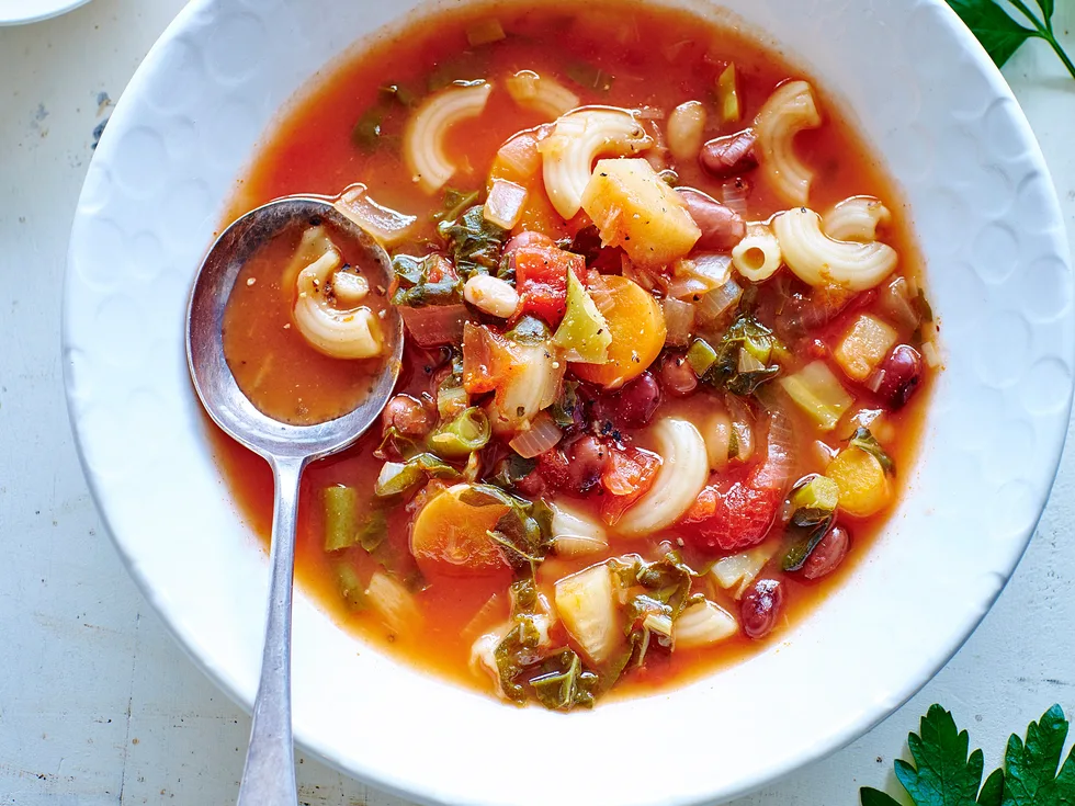 Economical minestrone soup