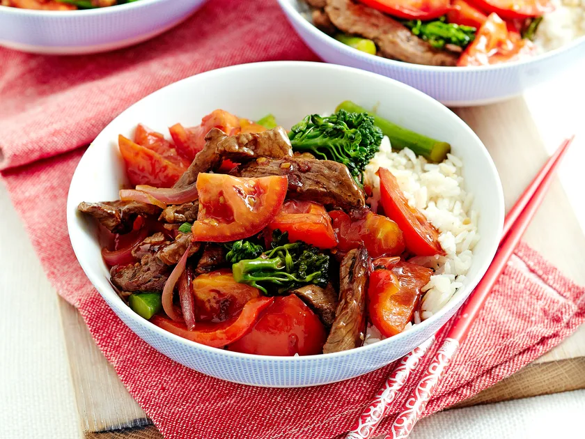 Lamb and tomato stir-fry