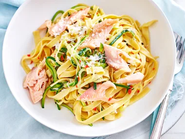 5-ingredient smoked salmon fettucine