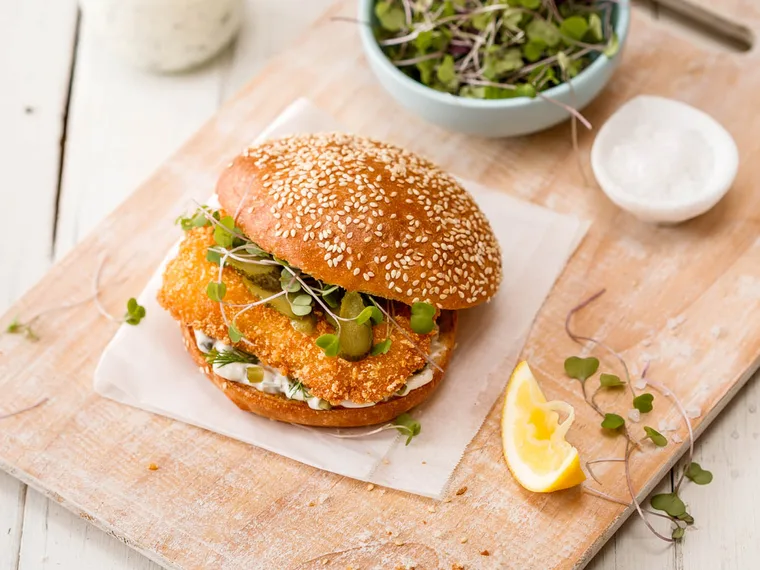 Classic hoki burger