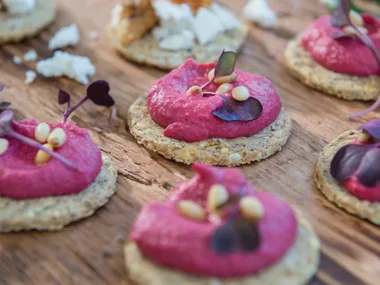 Beetroot and horseradish hummus