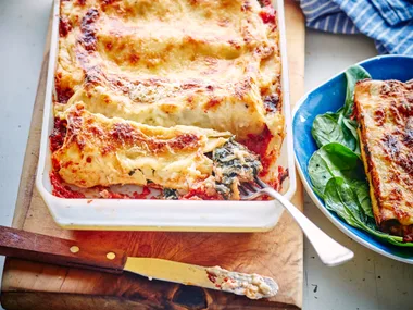 Easy hand-rolled spinach and ricotta cannelloni
