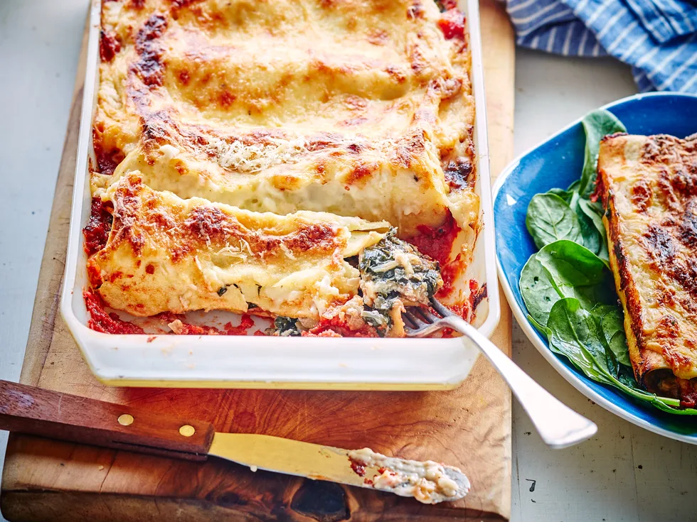 Easy hand-rolled spinach and ricotta cannelloni