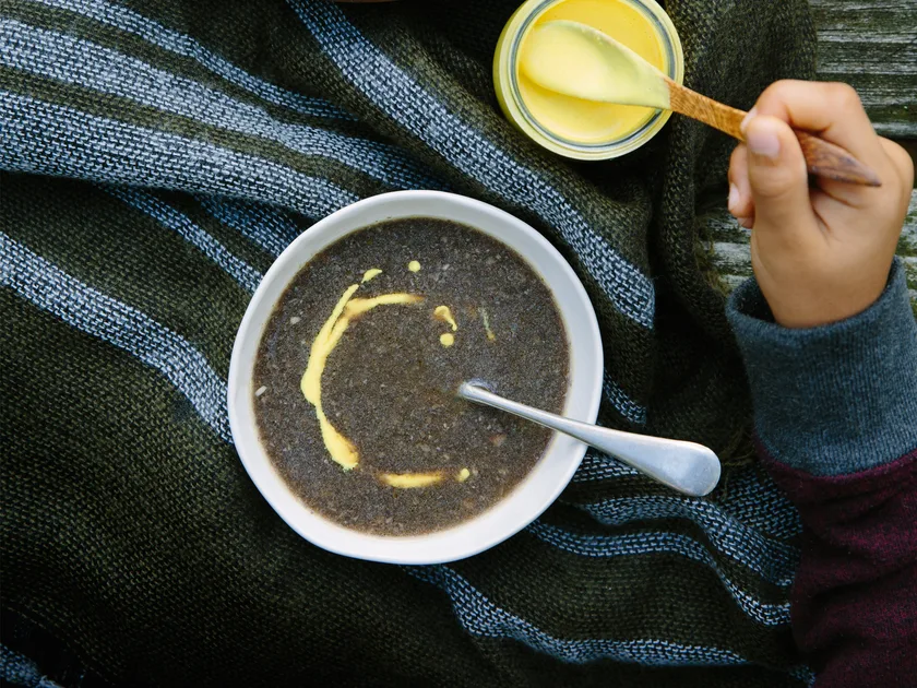 Mushroom soup with turmeric cream