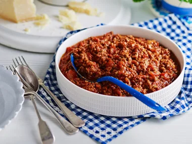 Basic bolognese sauce