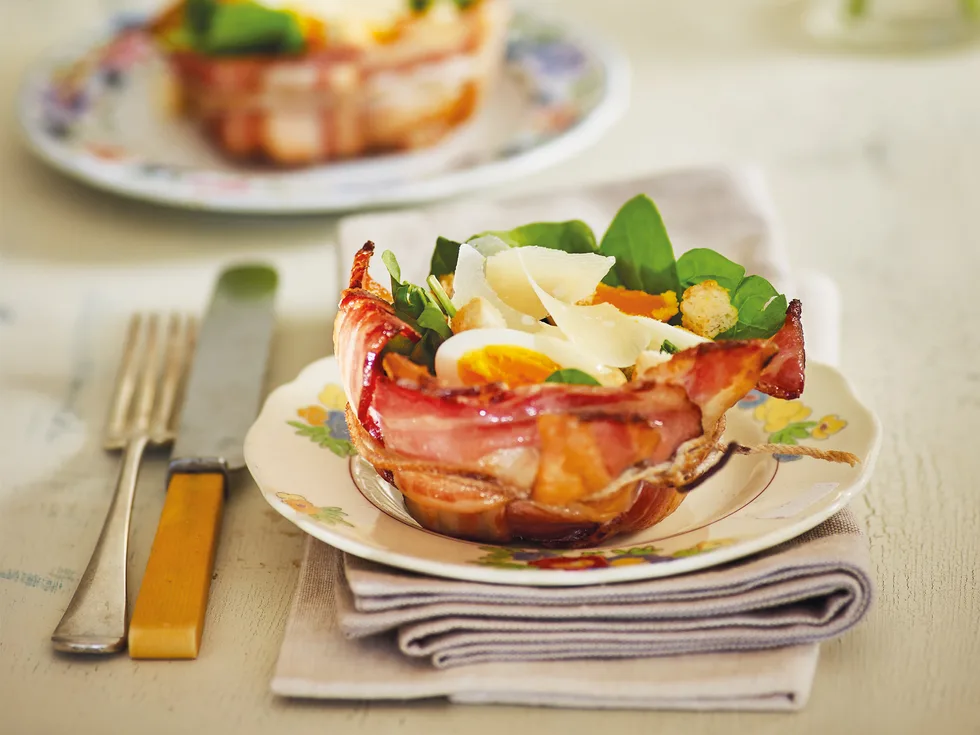 Caesar salad baskets