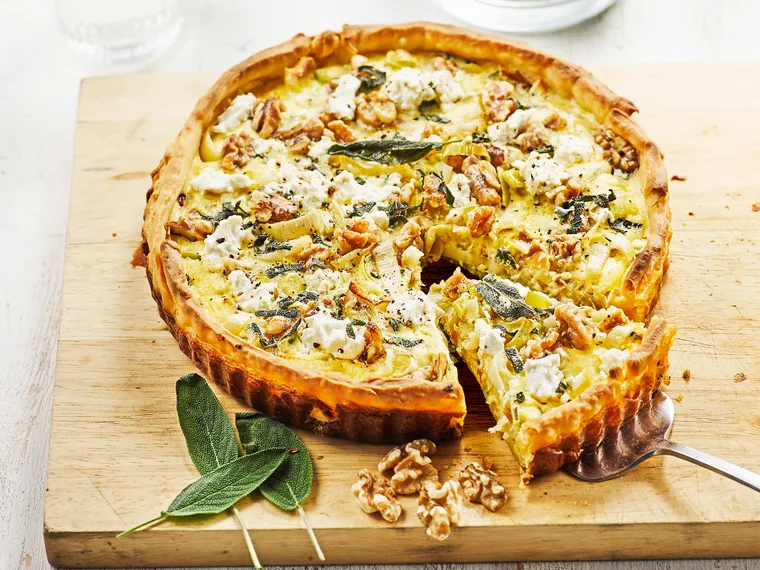 Leek, goat&rsquo;s cheese, walnut and sage tart