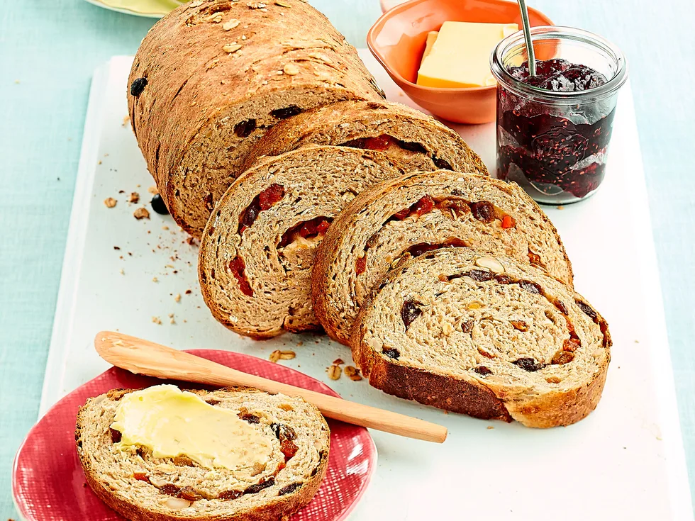 Muesli fruit bread