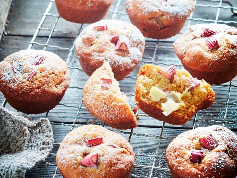 Rhubarb muffins
