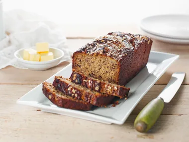 Banana, oat and yoghurt bread