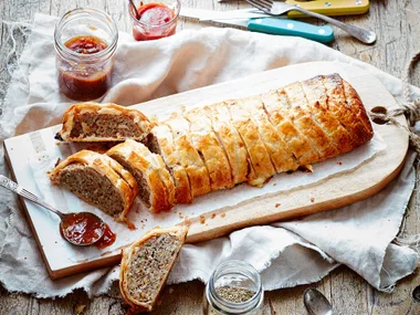 Sausage, apple and sage pastry braid
