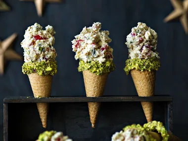 Honey nougat ice cream cones