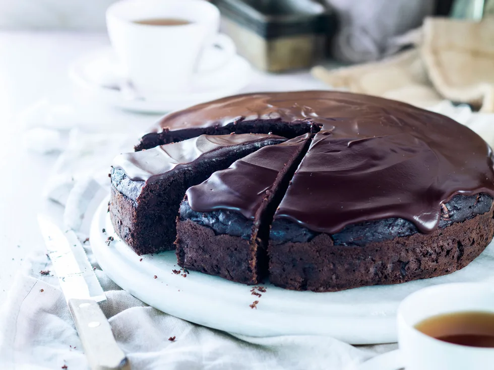 Chocolate courgette fudge cake