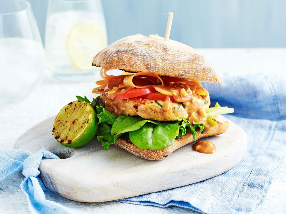 Thai chicken burgers