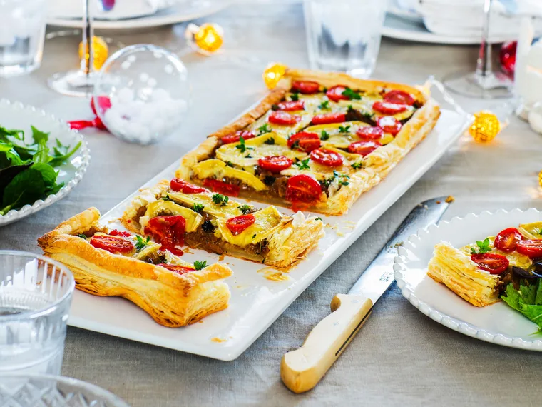 Brie and cherry tomato galette