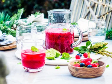Sparkling berry p;unch