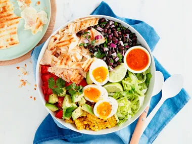 Mexican bean salad with toasted tortilla
