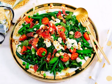 Mixed green beans, peas, hazelnut and pancetta salad