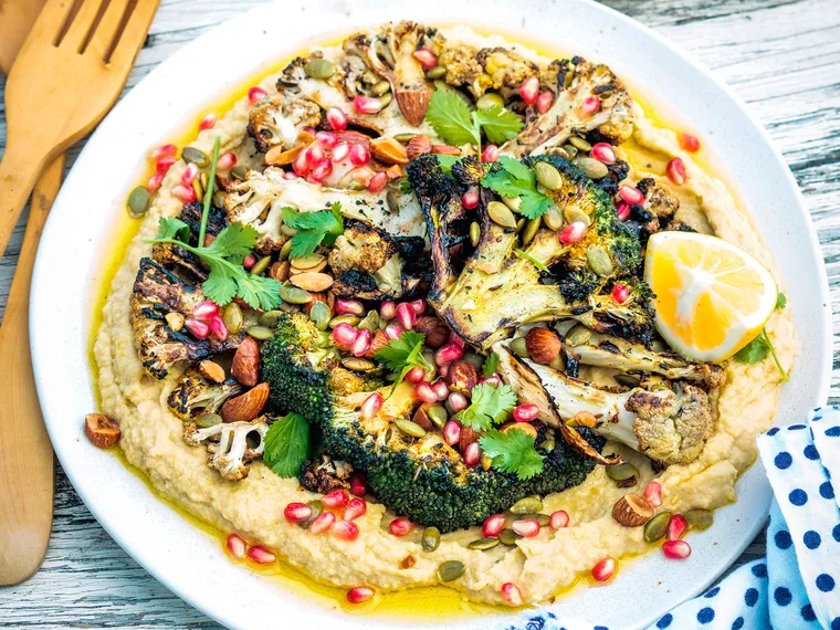 Vegetable &lsquo;steaks&rsquo; with lemony hummus