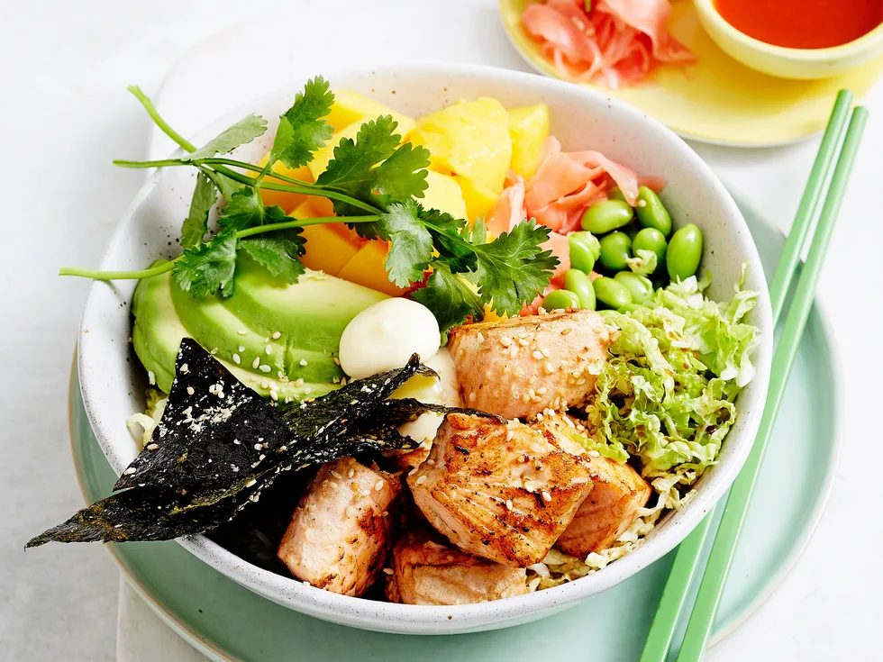Poke salmon bowls