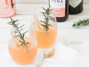 Grapefruit and rosemary G+T