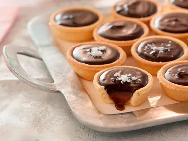 Salted caramel chocolate tarts