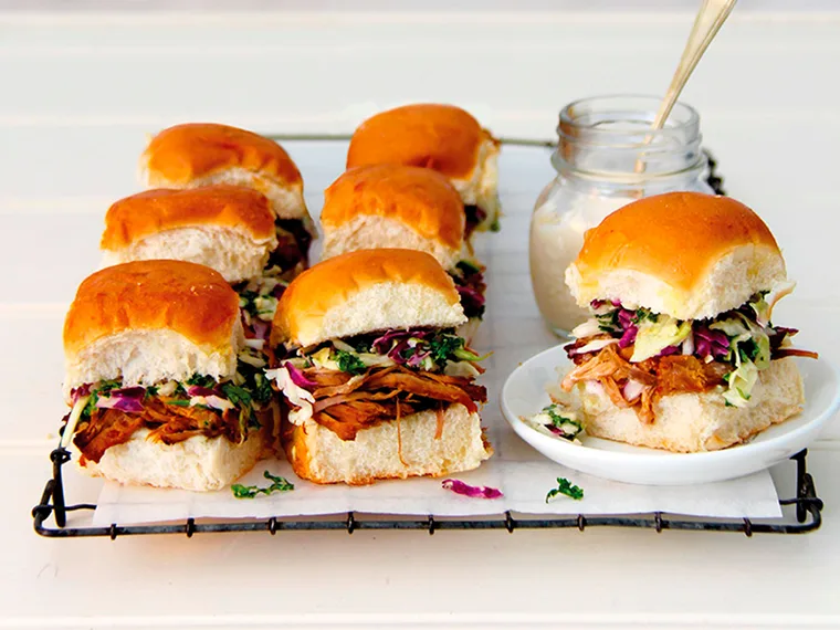 Barbecue pulled pork sliders