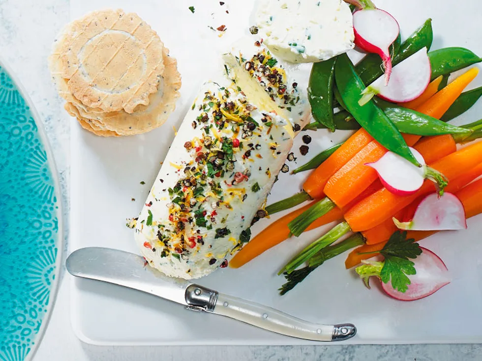 Goats’ cheese log with crudités