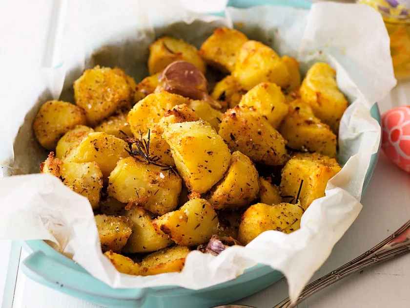 Crispy herb-roasted potatoes
