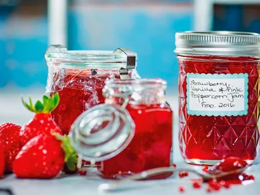 Strawberry, vanilla and pink peppercorn jam