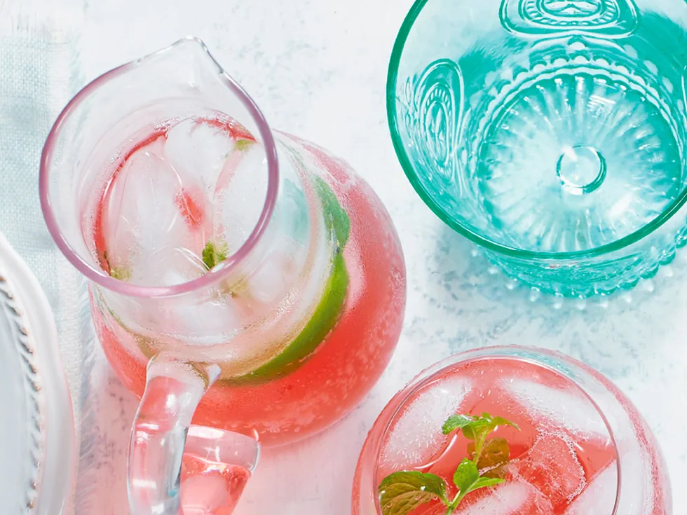 Sparkling wine punch