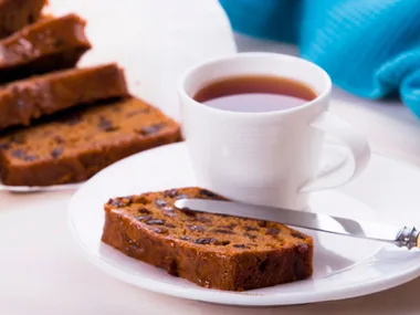 Sticky malt loaf
