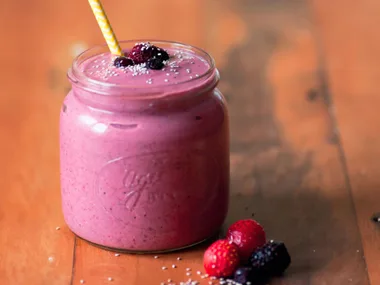 Berry and ginger chia seed smoothie