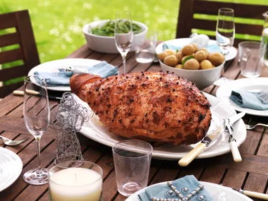 Barbecued glazed ham