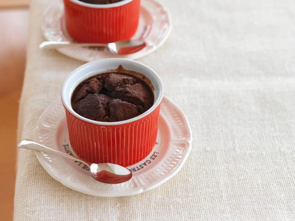 Gluten-free self-saucing chocolate puddings