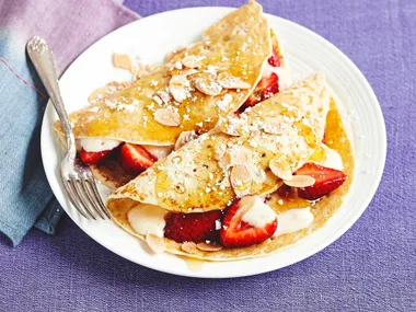 Crepes with spiced honey yoghurt
