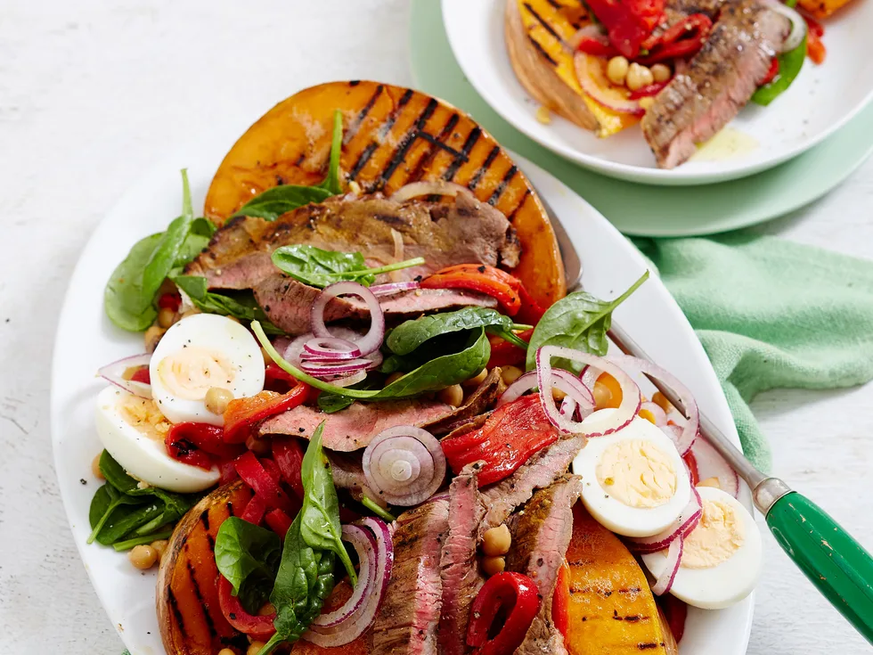 Steak, pumpkin and chickpea salad
