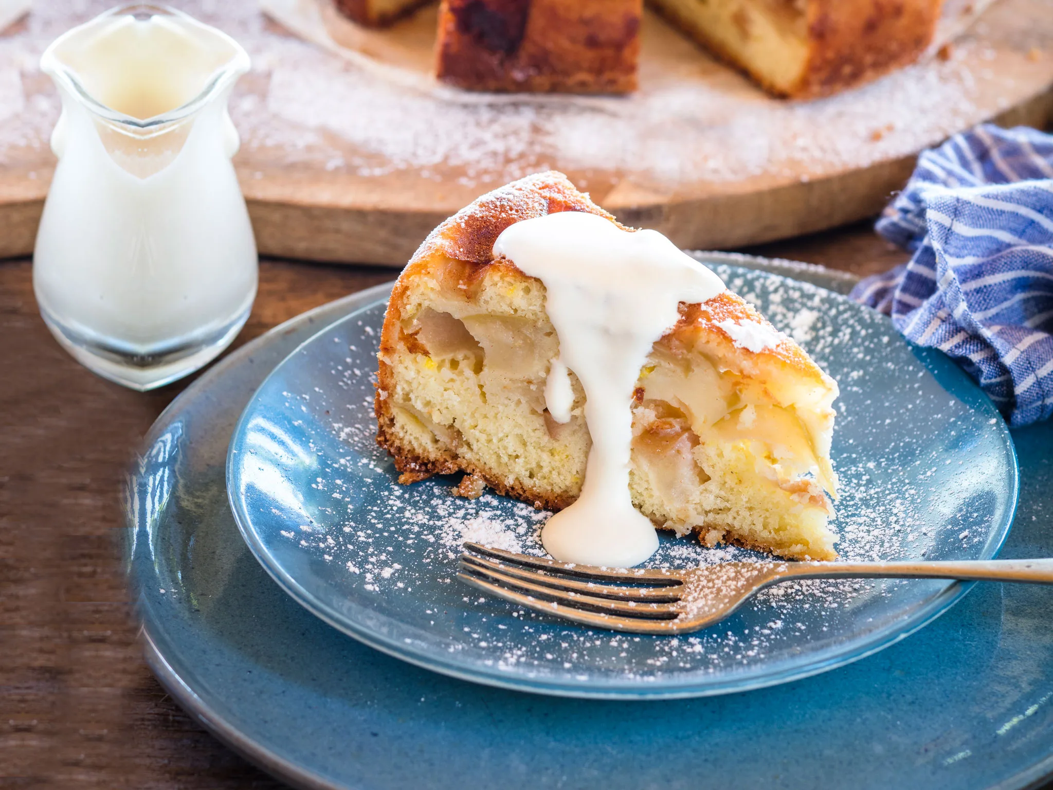 Apple and vanilla cake