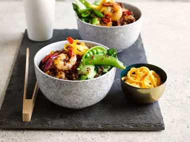 Stir-fry prawn quinoa