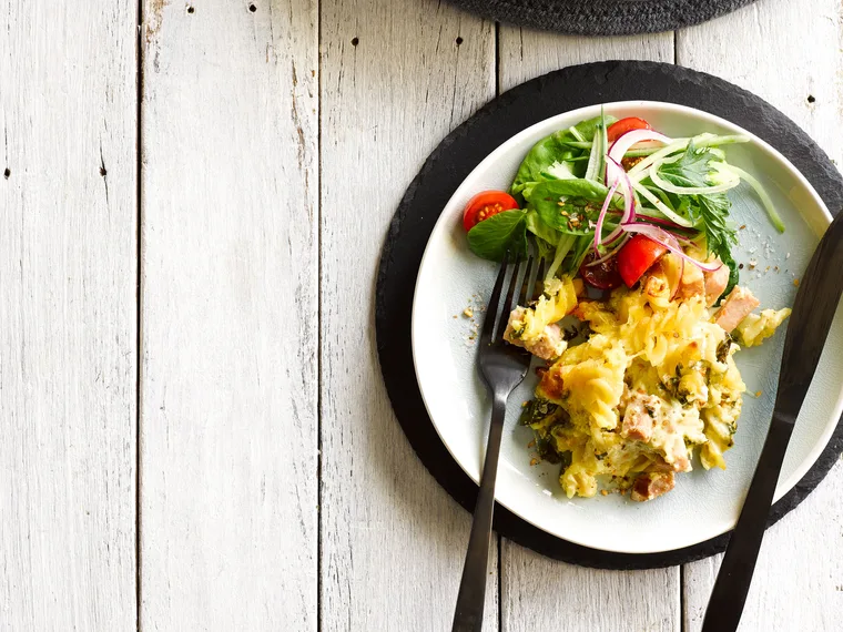 Ham and spinach ricotta pasta bake